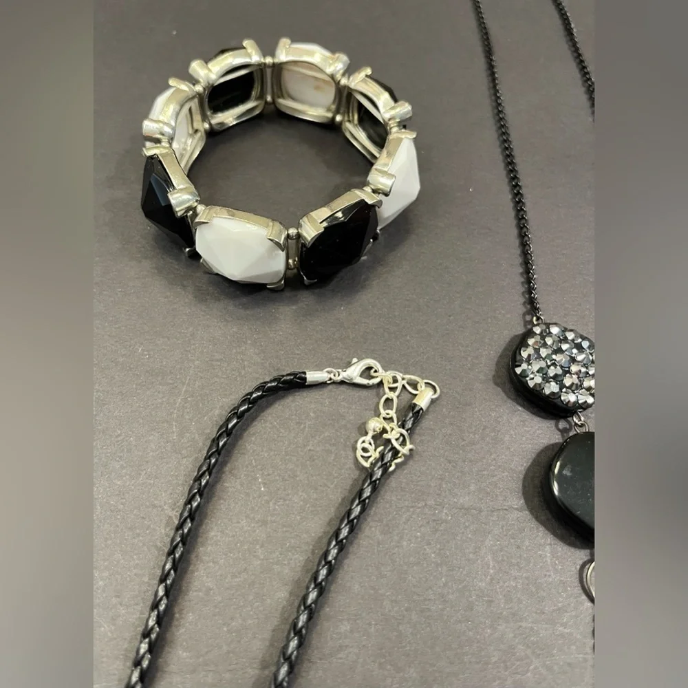 Black Jewelry Bundle - Picture 3 of 5